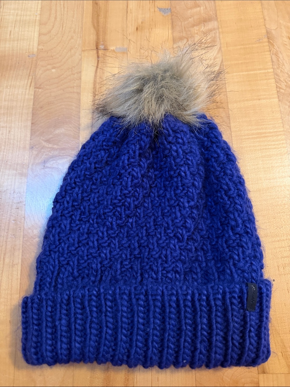 Women’s Eddie Bauer beanie